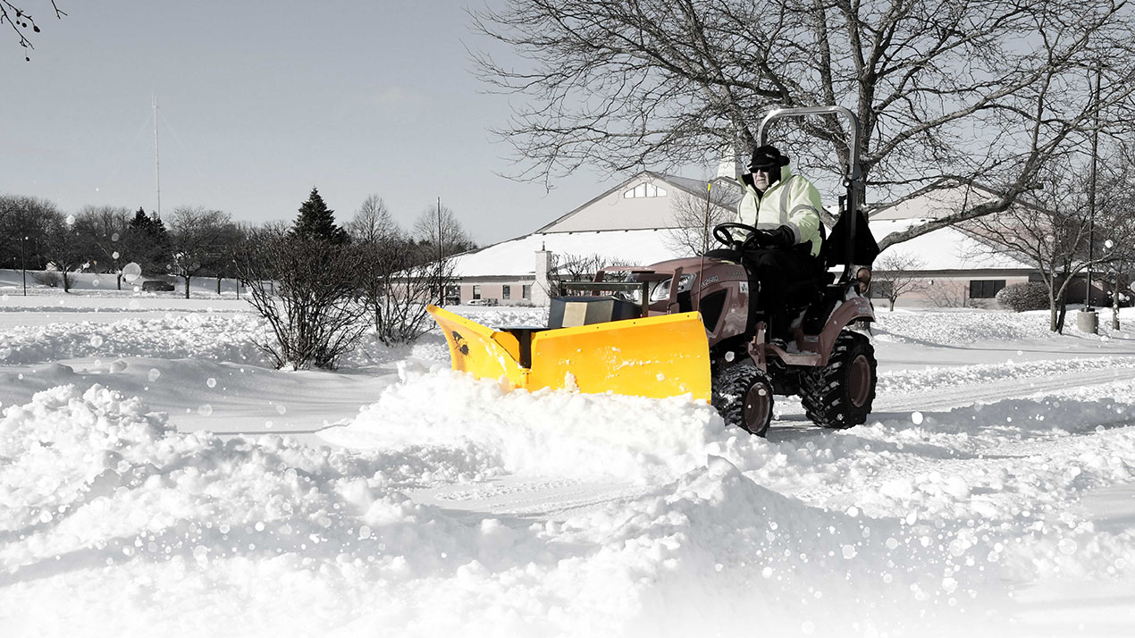 TRAILBLAZER Heavy-Duty Tractor Compatible Plow