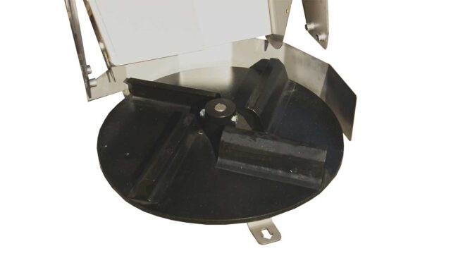 shutter deflector spinner close up